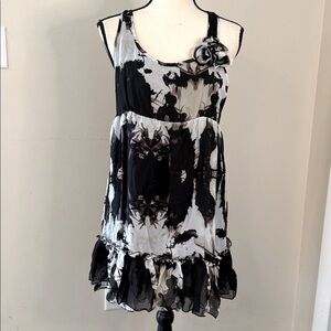 Myth NYC Boho floral monochromatic sleeveless mini dress cream black tan SZ Med